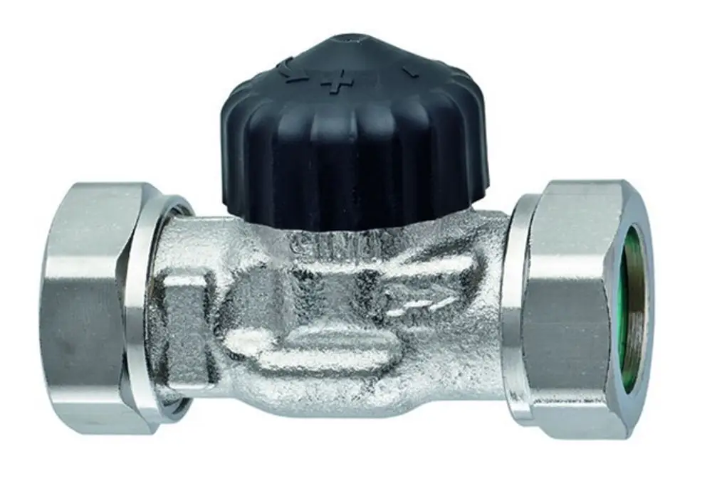 Thermostatventilunterteil aus verchromtem Metall mit einem schwarzen Handrad für die Temperaturregelung, Hersteller IMI Hydronic Engineering. Anschlüsse für Rohrleitungssysteme.